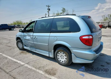 2004 Chrysler Town & Country Lx from USA, damaged, VIN 2C4GP44R54R616072